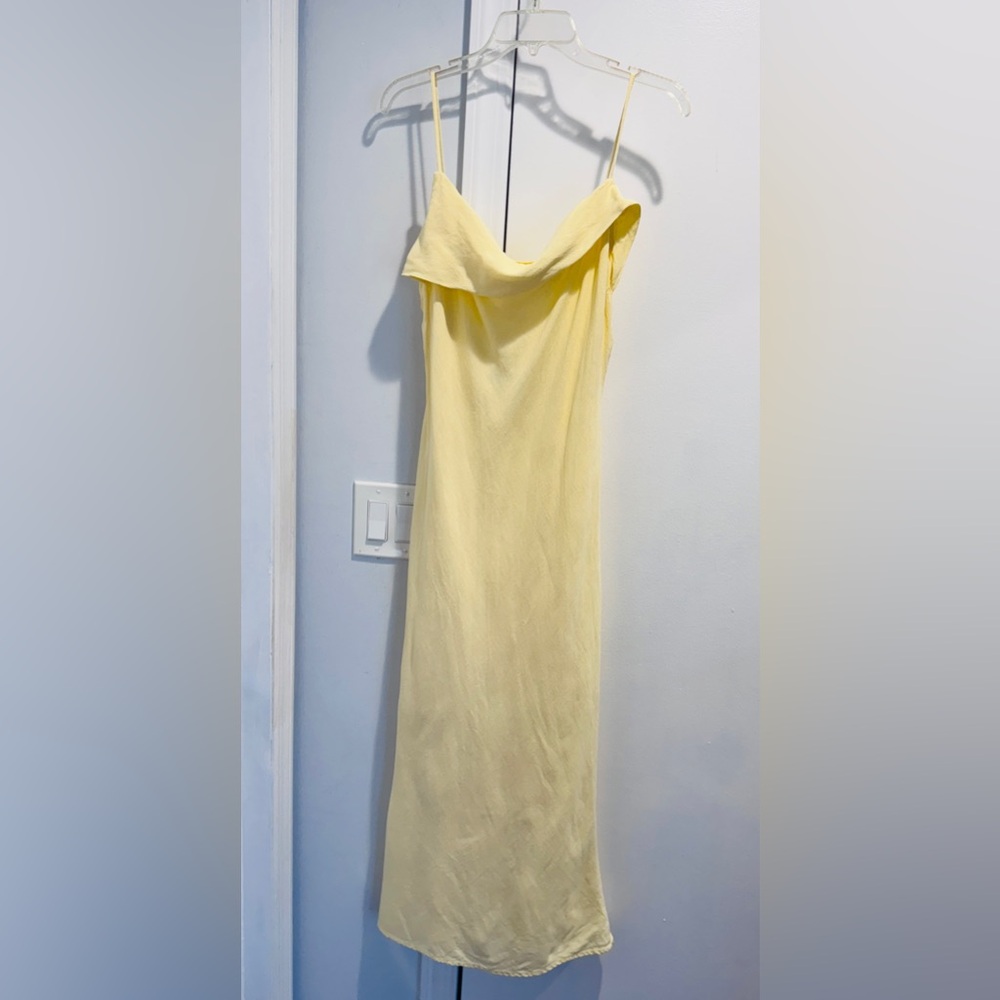 Zara Elegant Yellow Linen-Blend Slip Dress